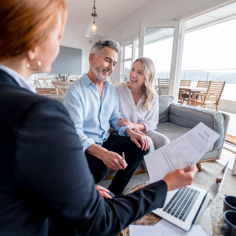people with financial advisor